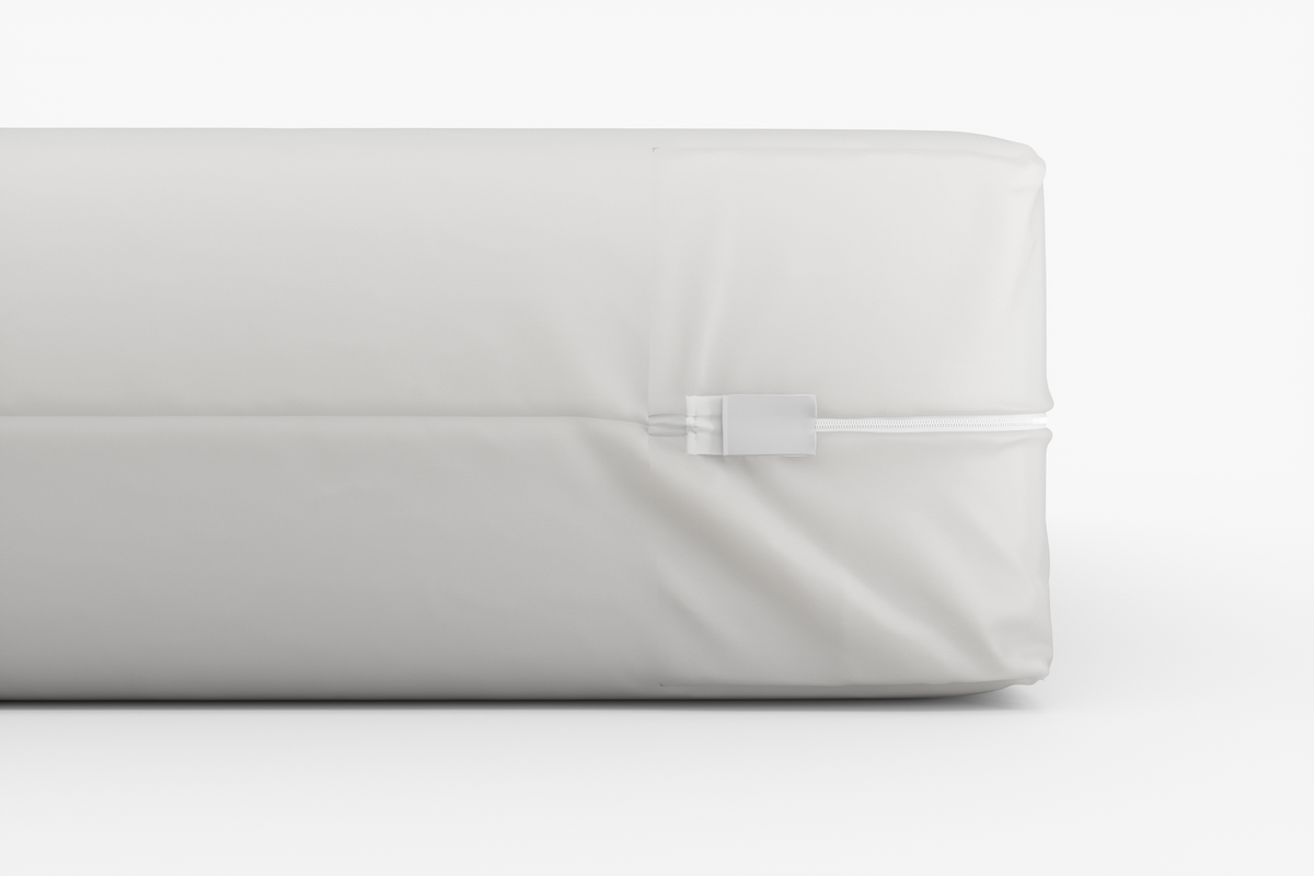 Zippered Vinyl Mattress Protector - Heavy Duty